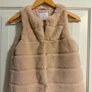 Zara Soft Beige Faux Fur Vest